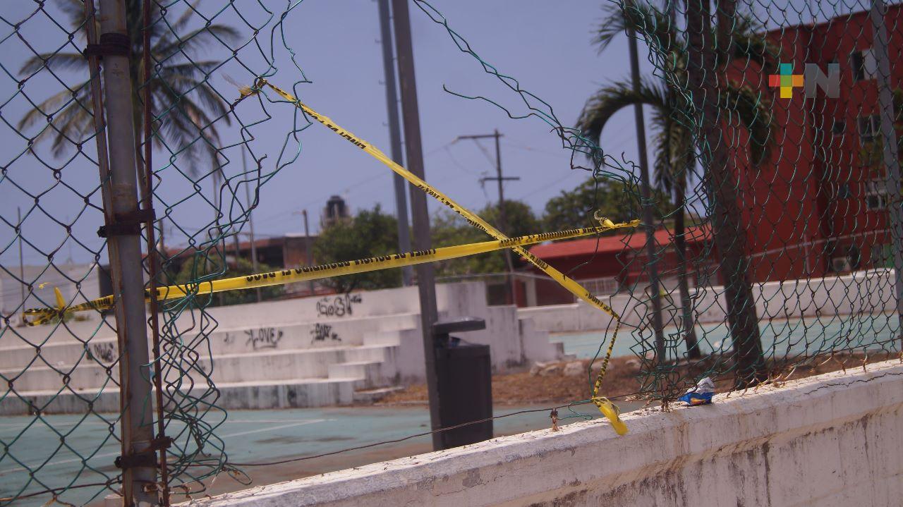 En Boca del Río muere menor al caerle una portería en la cabeza