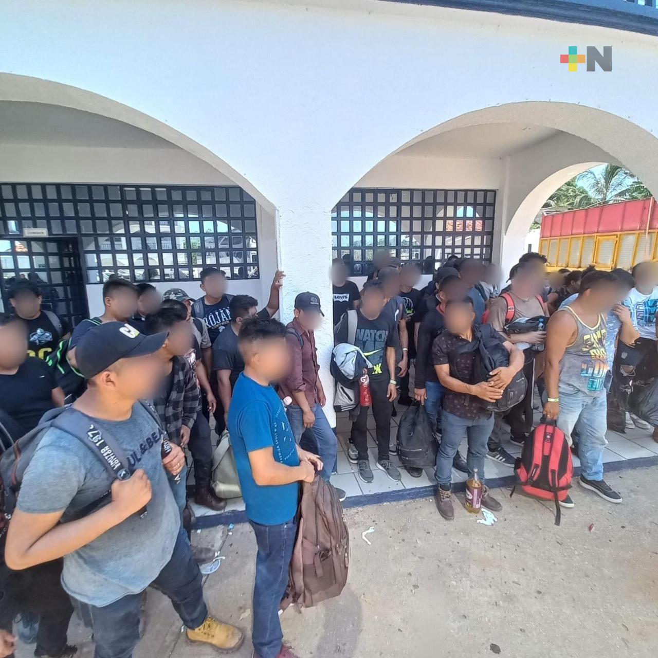 Detectan a 129 migrantes en municipio de Sayula de Alemán