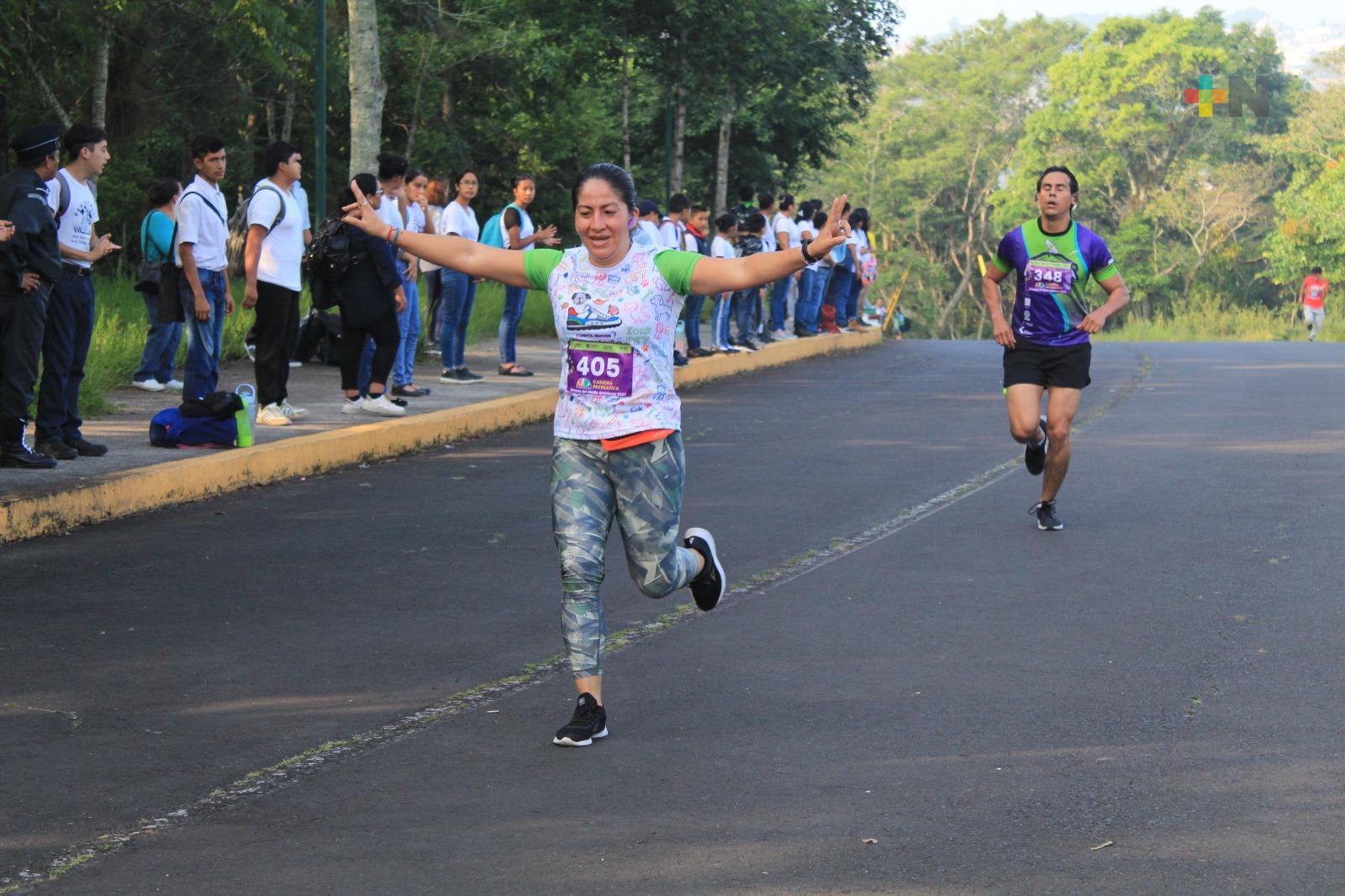 Exitosa la carrera con causa realizada por Sedema en parque Natura