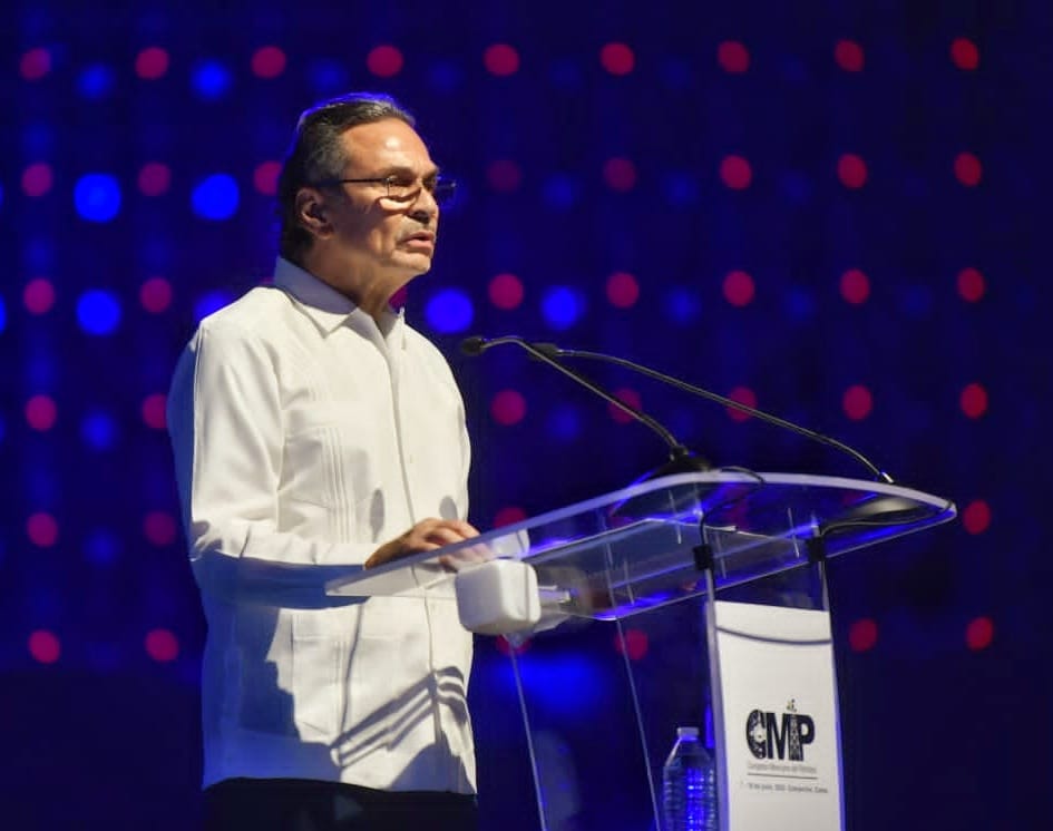 Inaugura Octavio Romero Oropeza Congreso Mexicano del Petróleo en Campeche