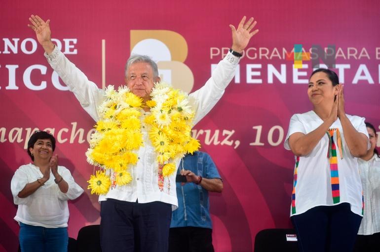 En el estado de Veracruz se entregarán pensiones de Bienestar a personas con discapacidad de 29 a 64 años: AMLO
