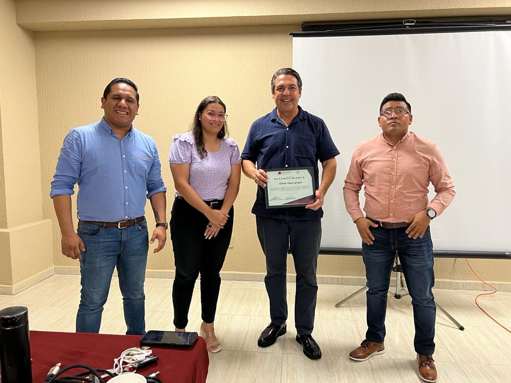 Capacita CEAPP en marketing y estrategias digitales a periodistas del Sur