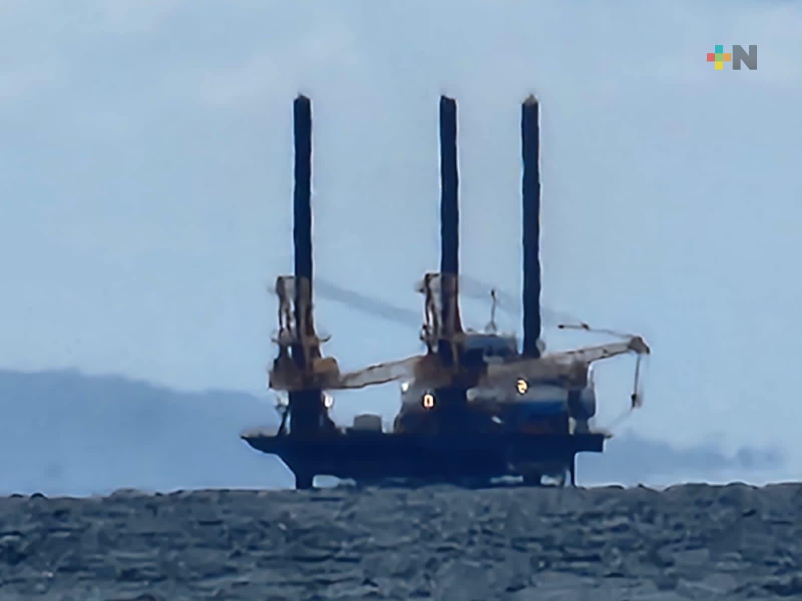 Avistan plataformas exploradoras en Coatzacoalcos