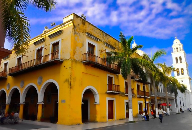 En la Fototeca de Veracruz se presenta la videoinstalación “Fotógrafas en la historia”