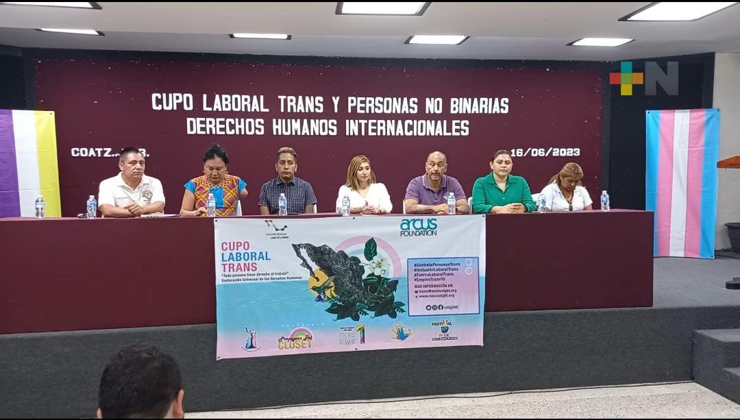 Activista pide que incluyan a personas trans en platilla laboral de gobierno