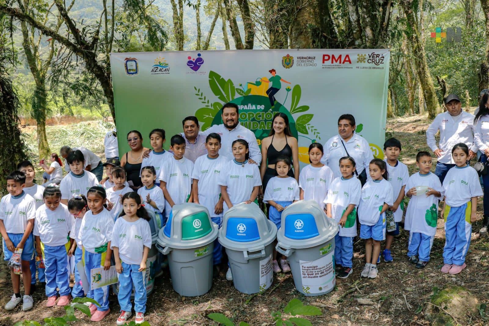 Municipio de Atzacan participa en campaña de adopción y cuidado de un arbolito