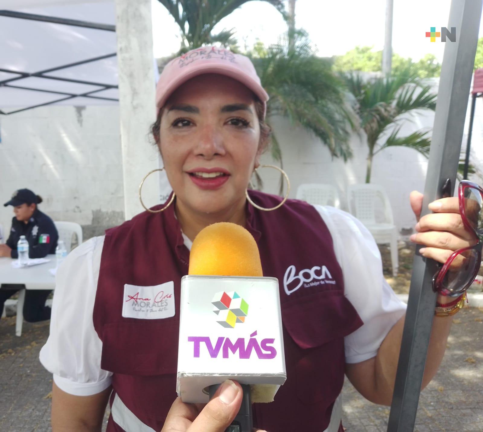 Ayuntamiento de Boca del Río escucha peticiones de ciudadanía: Regidora