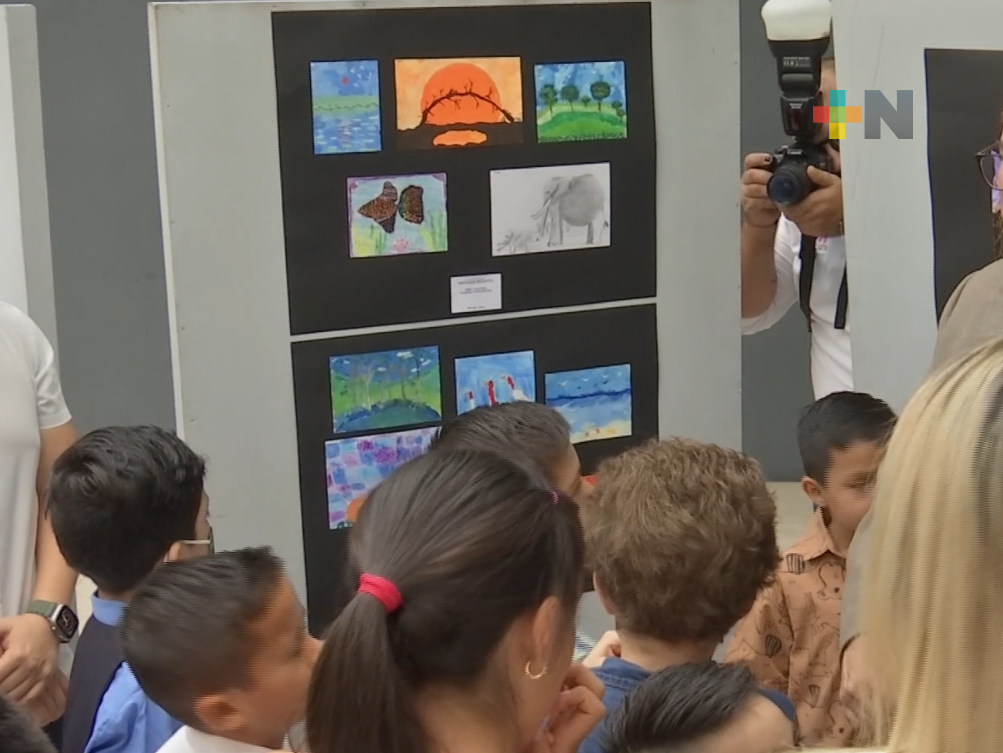 Exponen trabajos de talleres infantiles del DIF estatal en IMAC