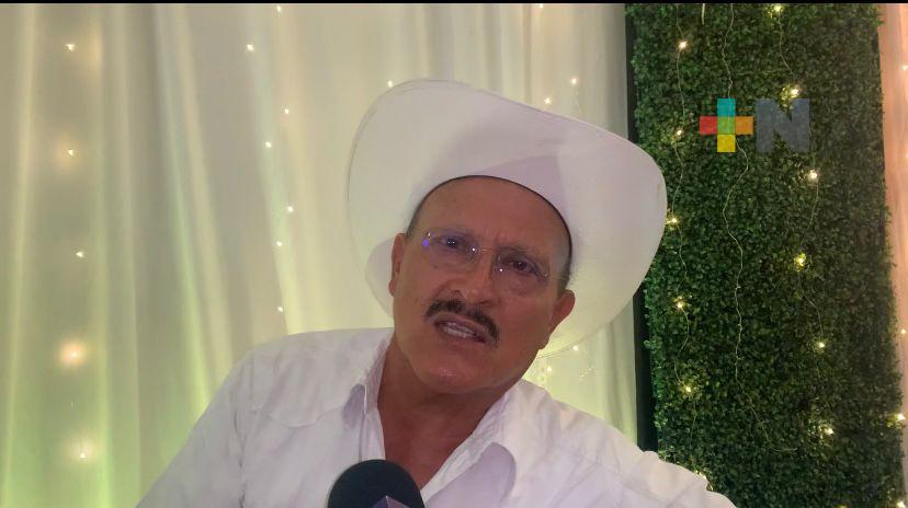 Se encarece el coco en Coatza debido a baja producción; lo deben adquirir en Tabasco