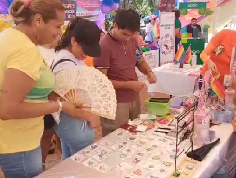 En Martínez de la Torre realizaron primera Feria de la Diversidad con Orgullo