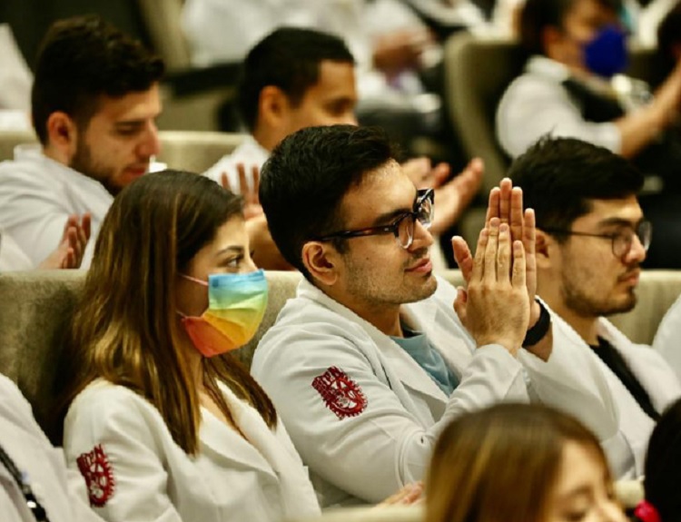 Invierte IPN 2.7 mdp en Escuela Superior de Medicina; beneficiará a sectores más necesitados