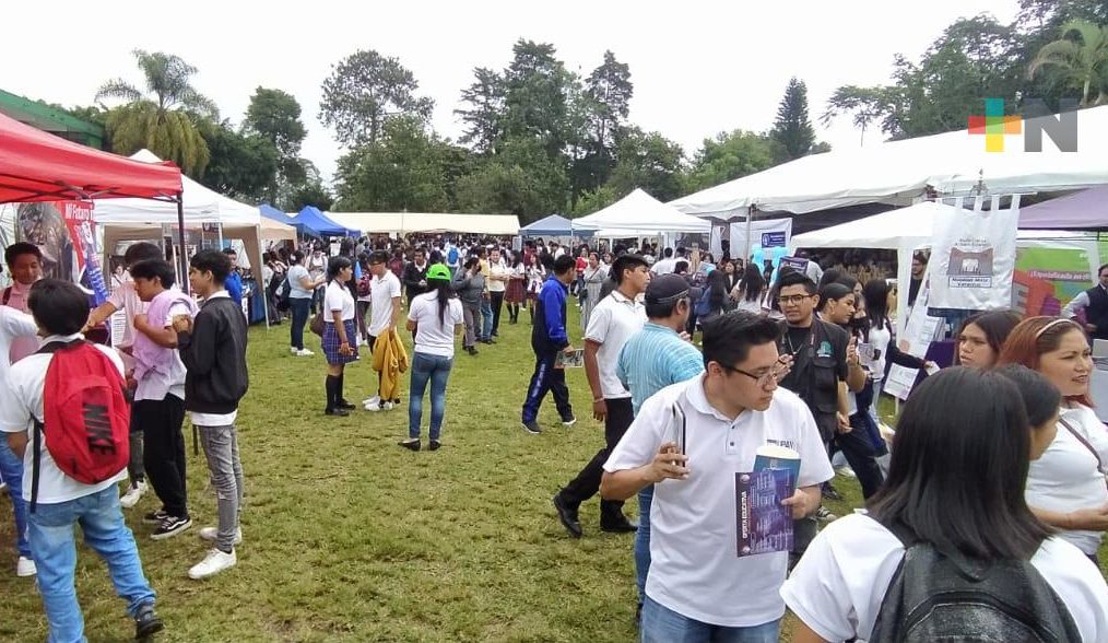 Celebran segunda Expo Feria Educativa región Coatepec