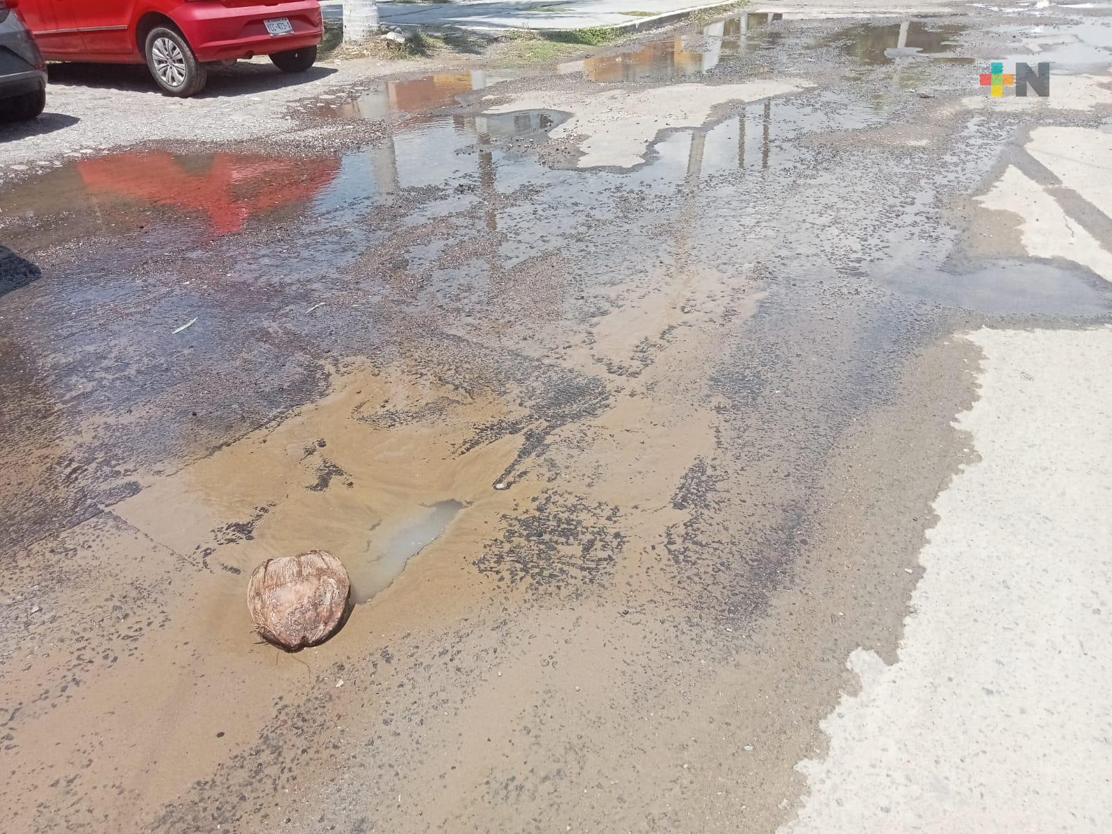 Fugas de agua, situación constante en municipio de Veracruz