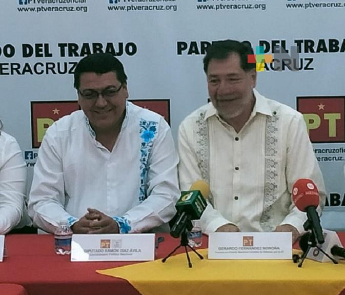 Fernández Noroña espera que coalición «Juntos hacemos historia» se concrete en Veracruz