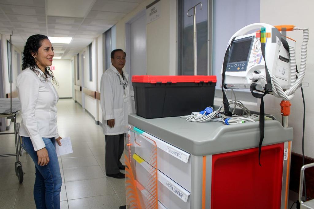 Llegan médicos y nuevo equipo a hospital de Ixhuatlán del Sureste