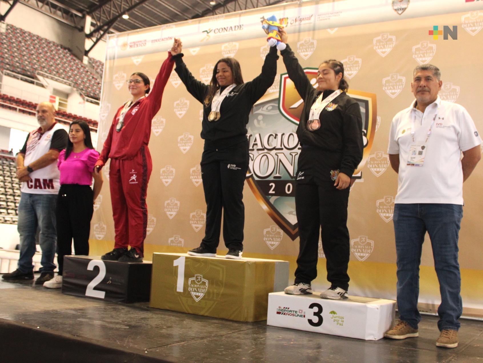 Pesistas veracruzanas ganan 19 preseas en Nacionales Conade