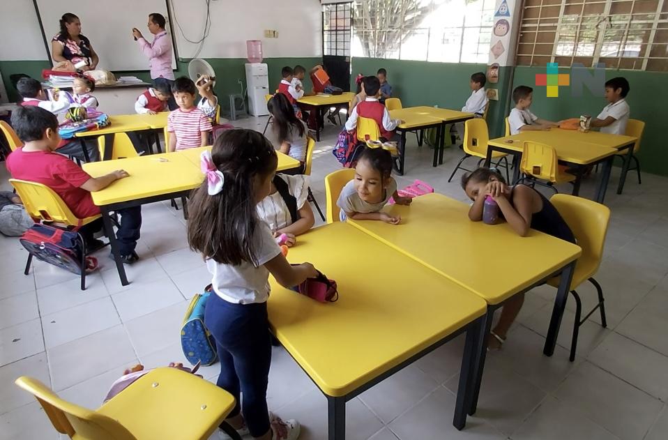 En Tuxpan se adelantará el periodo de inscripciones escolares