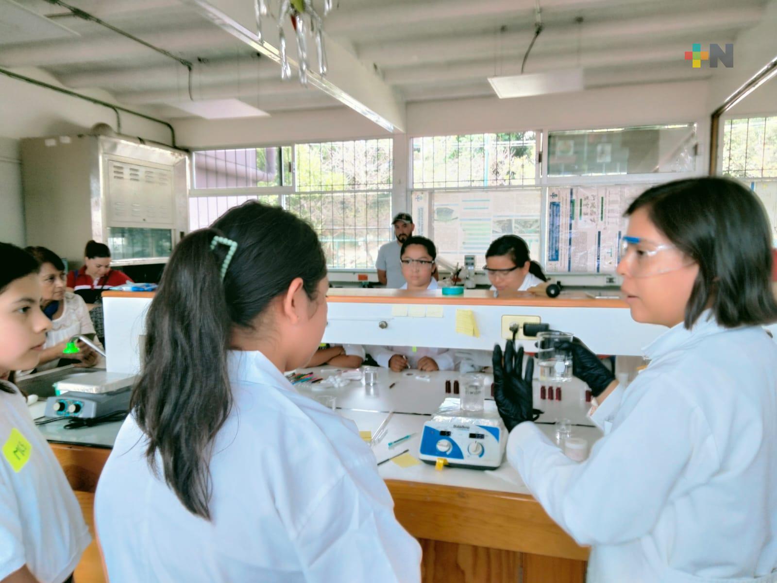 Primordial vincular a niños y adolescentes a la ciencia