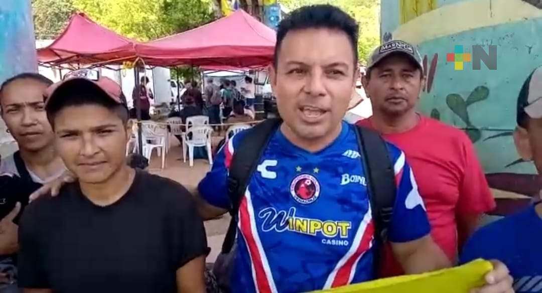 Migrantes buscan rutas alternas al tren en su paso por Coatzacoalcos