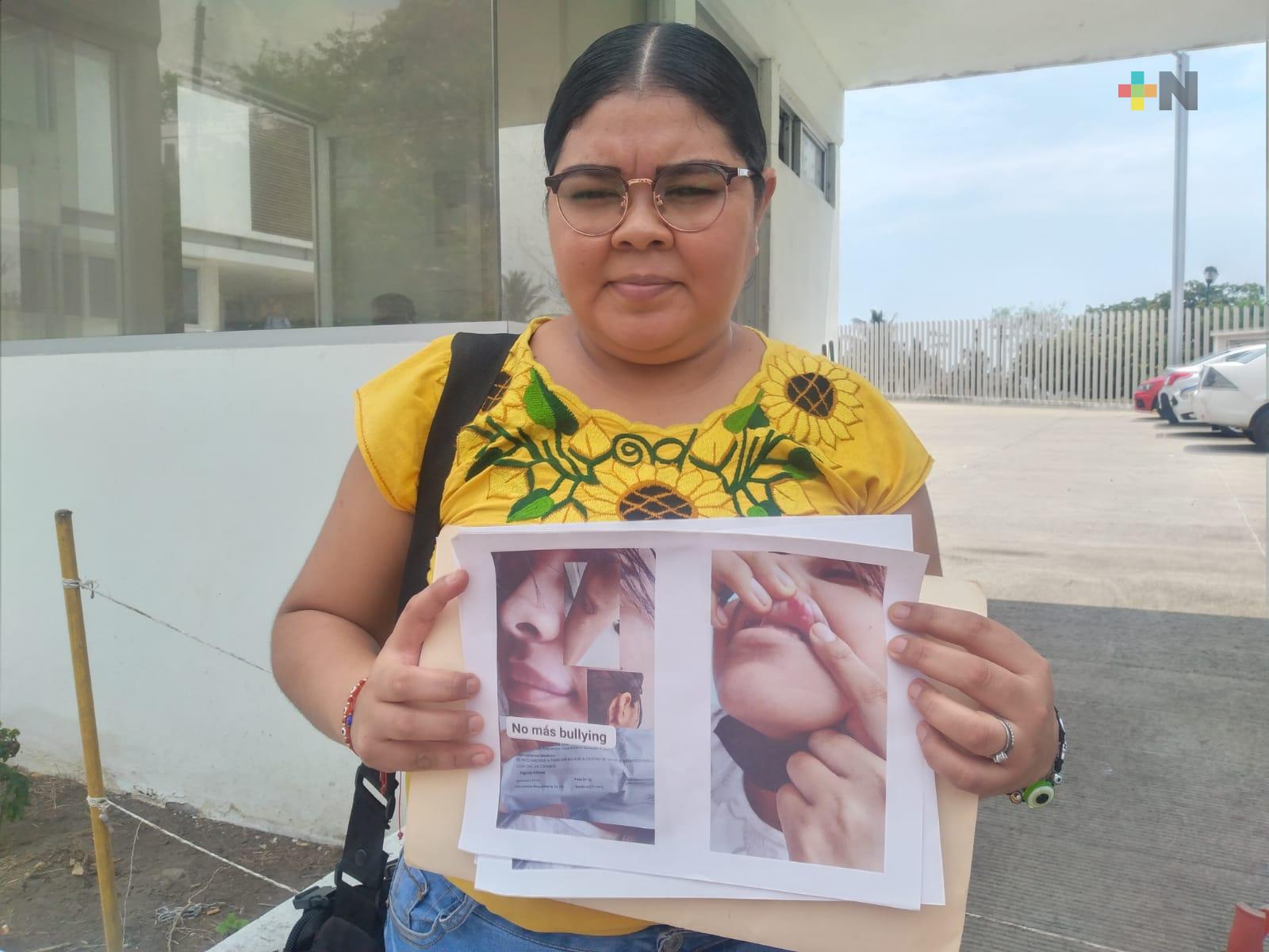 Madre pide justicia para su hija golpeada por compañera