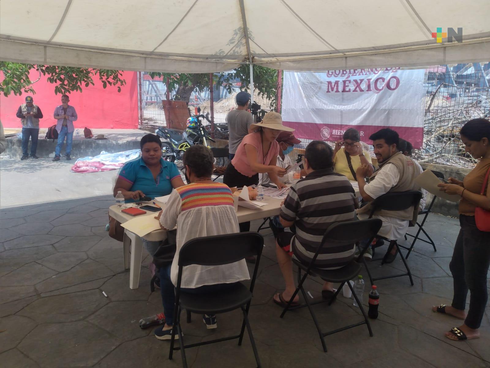 Entregan 350 tarjetas del programa Pensión para el Bienestar en Boca del Río