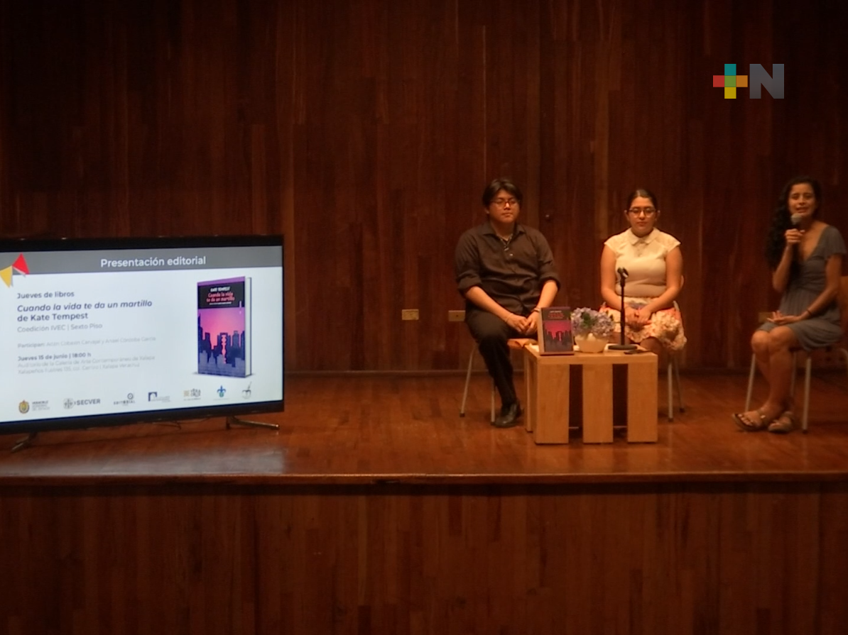 Presentan el libro Cuando la vida te da un martillo en la GACX