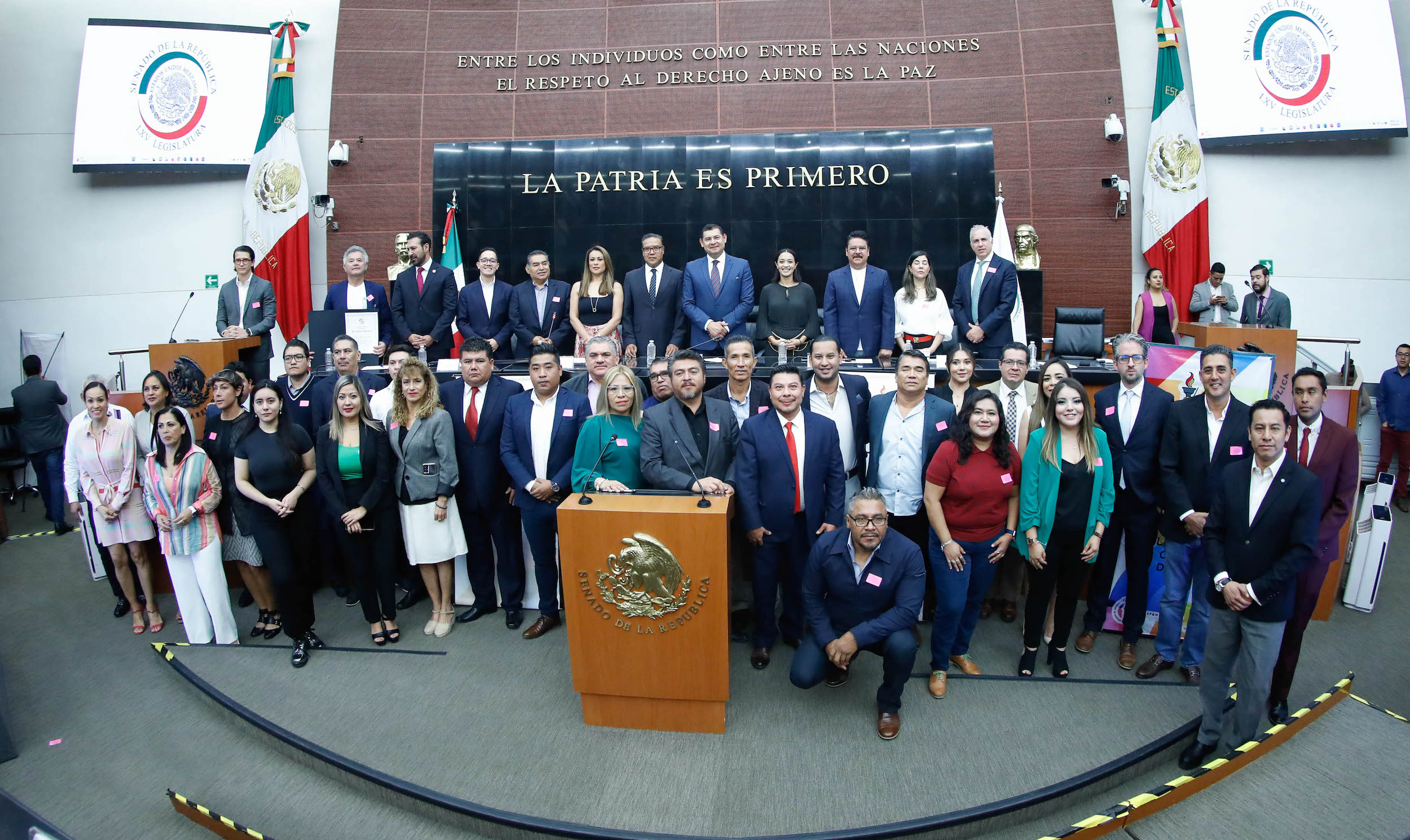 Senado trabaja para garantizar mejoras y derechos laborales: Alejandro Armenta