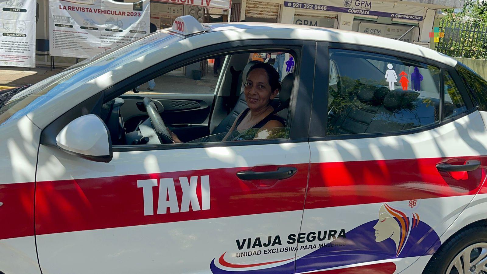 «Viaja segura», programa de taxi con conductoras y para mujeres en Coatza
