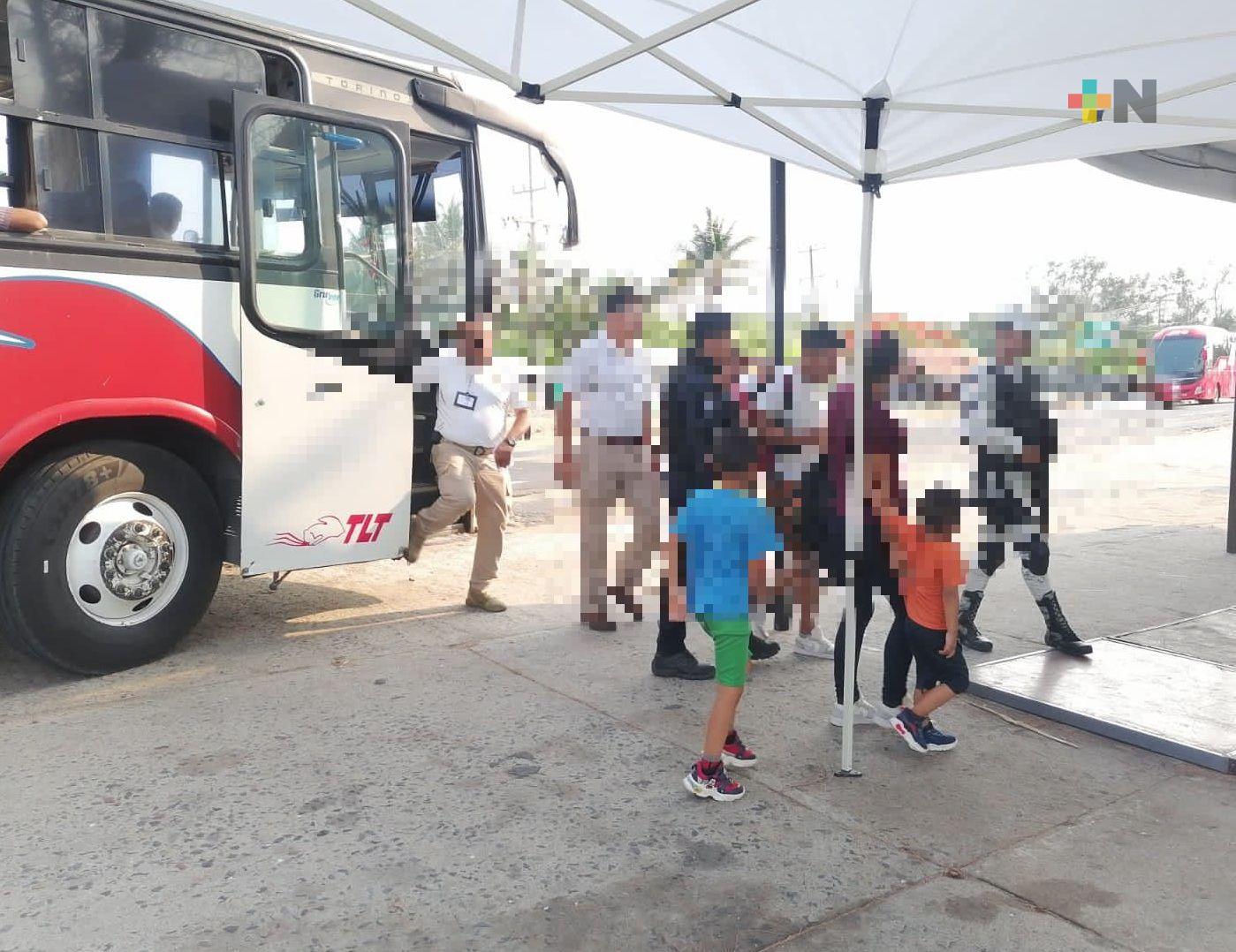 Brinda SSP apoyo humanitario a 17 personas de origen extranjero en dos municipios