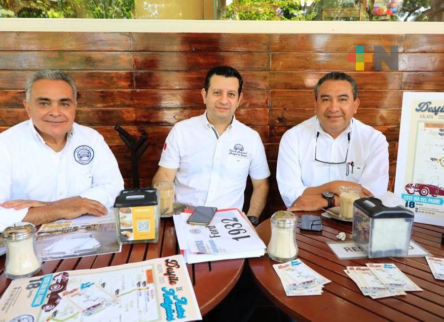 Invita Club del Automóvil Antiguo de Xalapa a desfile del Día del Padre
