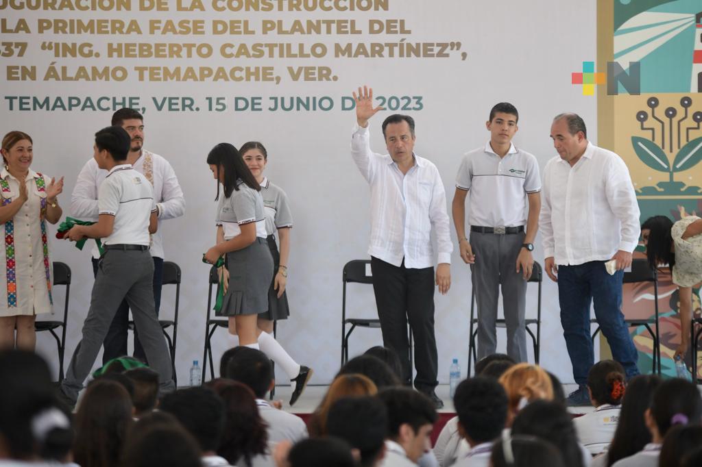 Nuevas escuelas son fruto de luchas históricas por la educación: Cuitláhuac García
