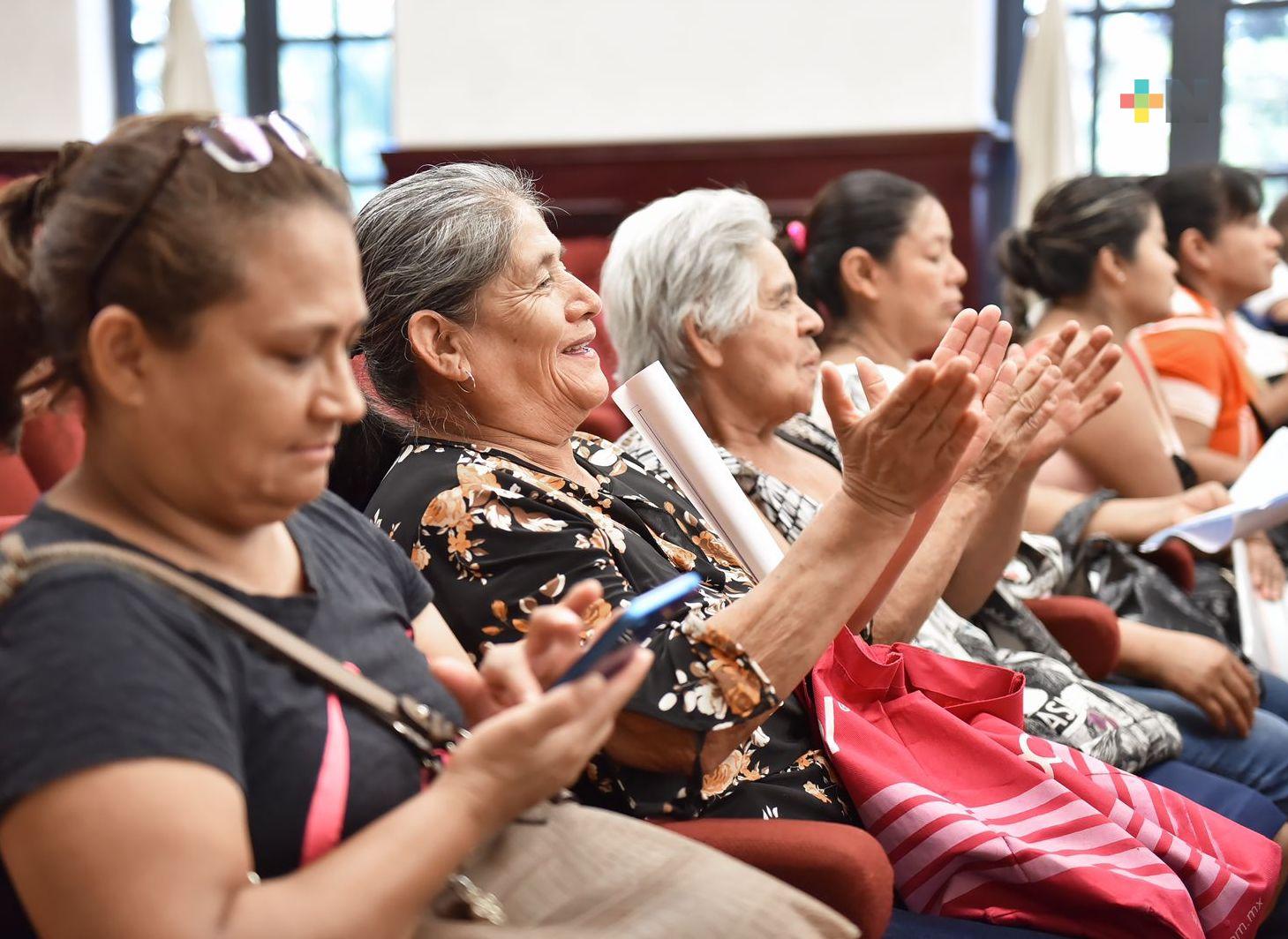 Refrendan mujeres vocación social para la gestión de obra pública