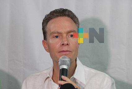 Manuel Velasco comparte propuestas rumbo al 2024 en el puerto de Veracruz