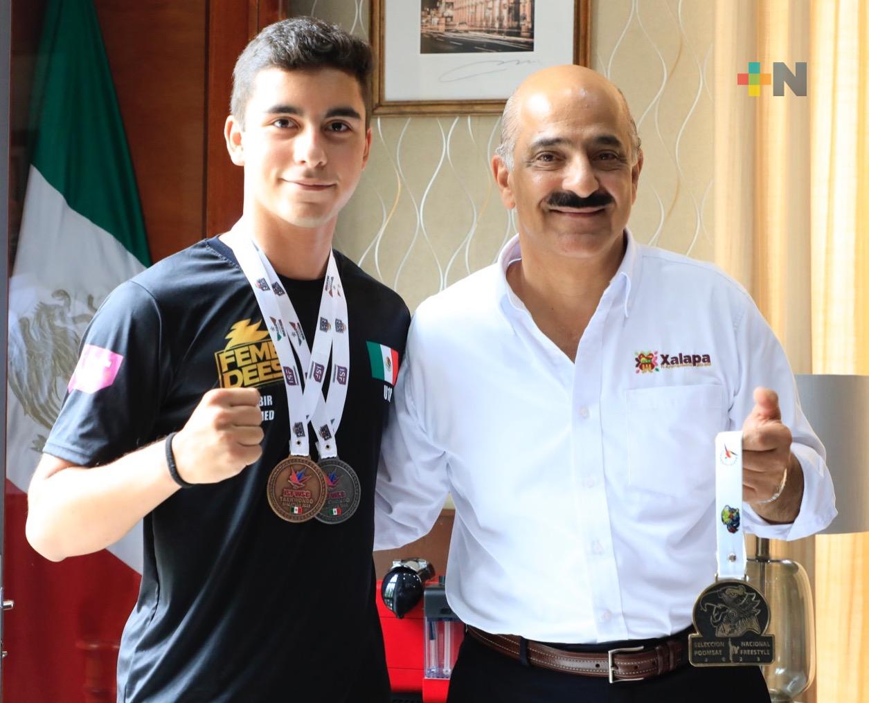 En Xalapa, apoyo al deporte y a la juventud