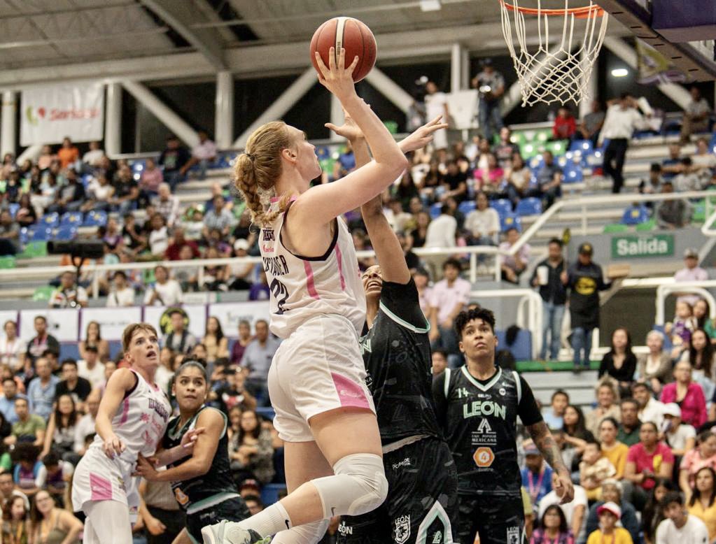 Halcones Xalapa Femenil vence por 82-53 a las Abejas de León