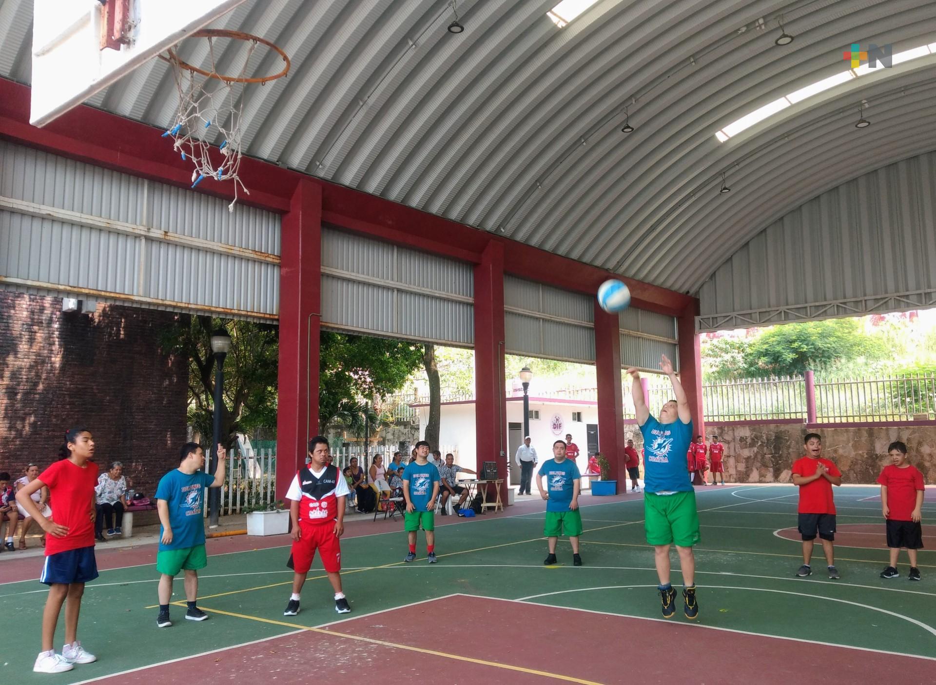 Inapam Coatzacoalcos celebra liga regional de basquetbol inclusivo