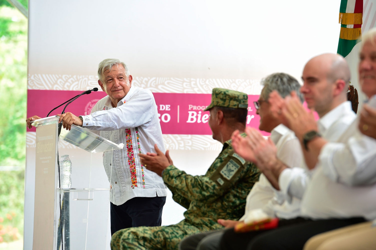 Presidente llama a integrantes del proyecto de Transformación a cerrar filas en beneficio del pueblo