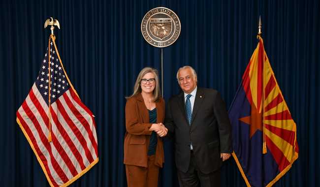 México y Arizona impulsan mega región turística en gira Operación Toca Puertas en Phoenix