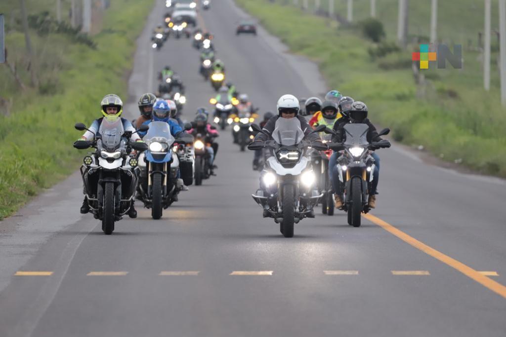 Con éxito encabeza Eric Cisneros rodada Orgullo Veracruzano, de Xalapa a San Andrés Tuxtla