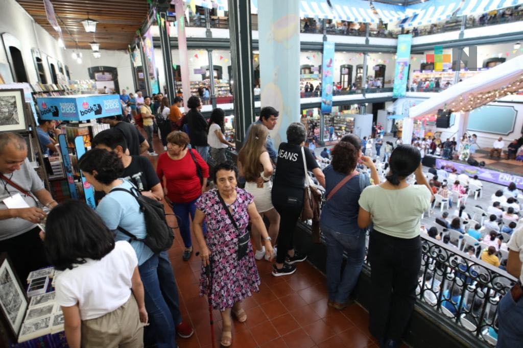 En Feria Nacional del Libro Infantil y Juvenil reconocen a personas por su trabajo cultural