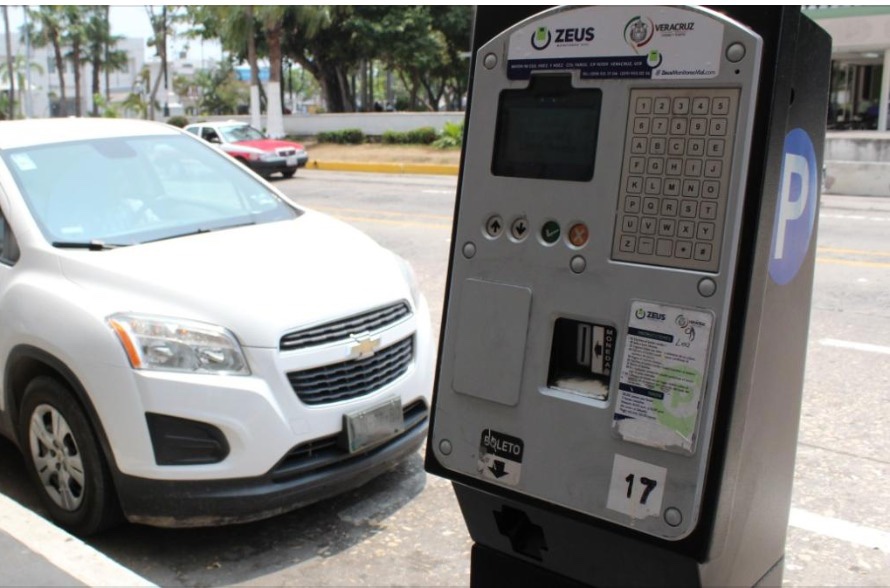 Pese a rechazo social, ayuntamiento de Veracruz anuncia más parquímetros