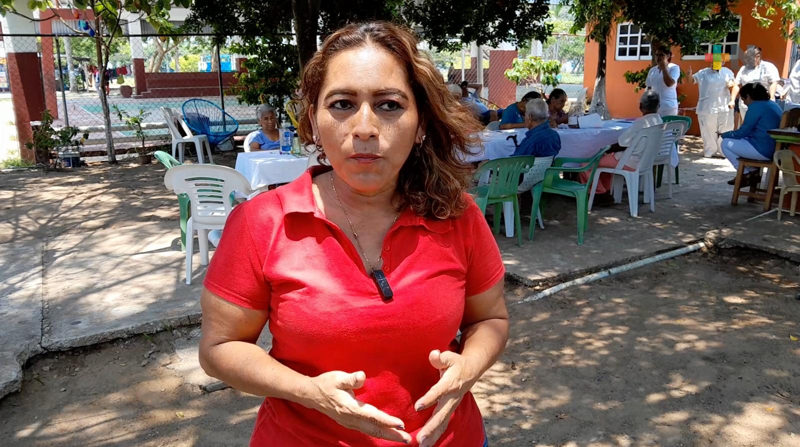 Paciencia debe predominar en cuidado de personas mayores