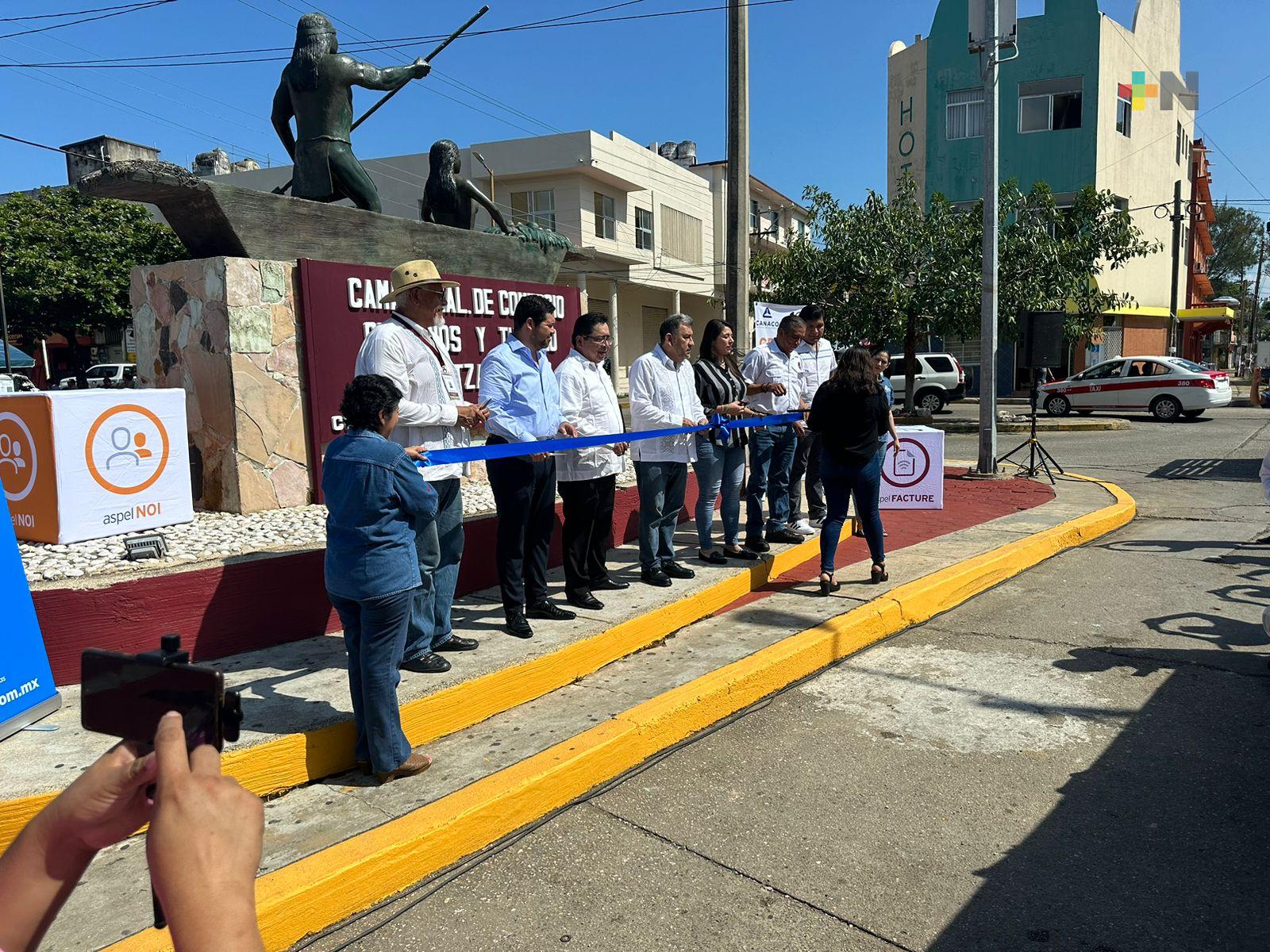Canaco Coatzacoalcos cumple 105 años; participa activamente en el CIIT