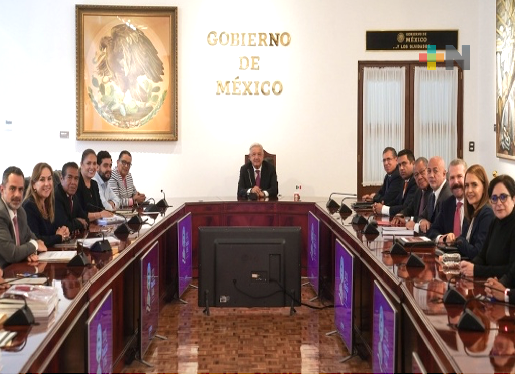 Presidente se reúne con secretarias de Relaciones Exteriores y Seguridad