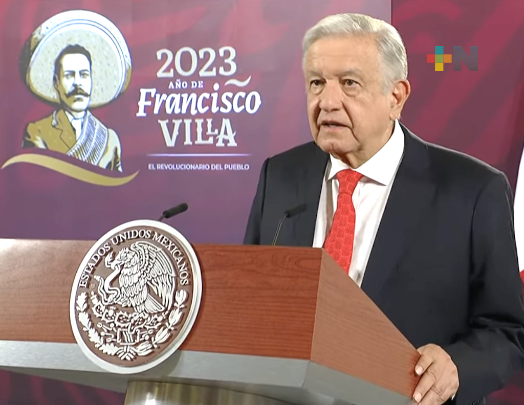 Presidente prevé que refinerías producirán 700 millones de barriles de petróleo anuales