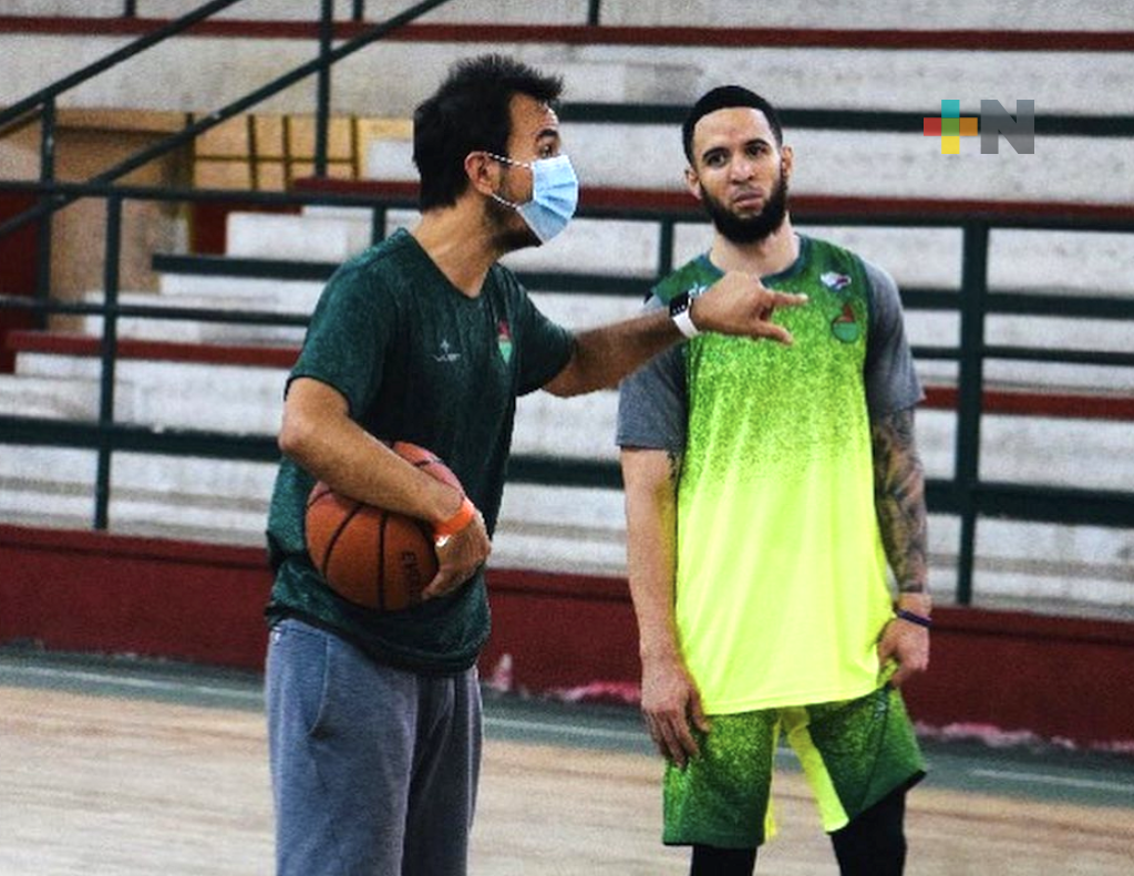 Nicolás Casalánguida dirigirá a los Halcones Rojos de Veracruz