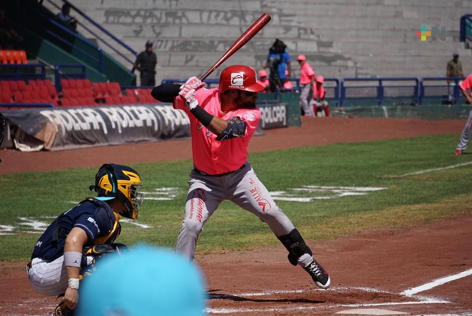 El Águila blanquea por 3-0 a Rieleros, en primer juego