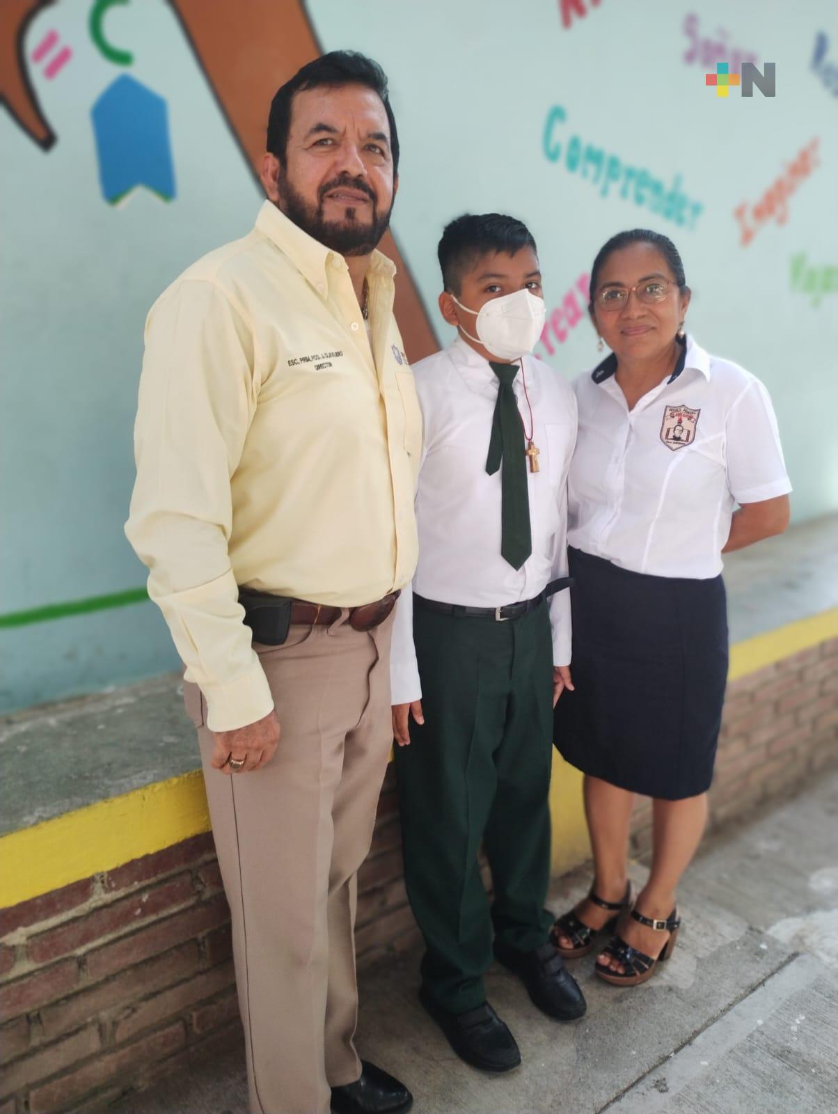 Niño papanteco de primaria participará en Olimpiada Nacional del Conocimiento Infantil