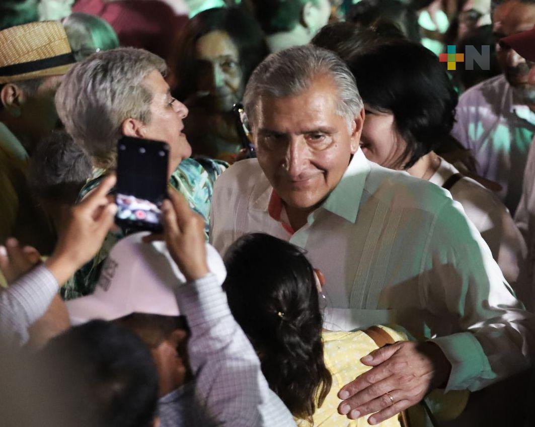 Adán Augusto López visita la sede del Tren Maya, Yucatán