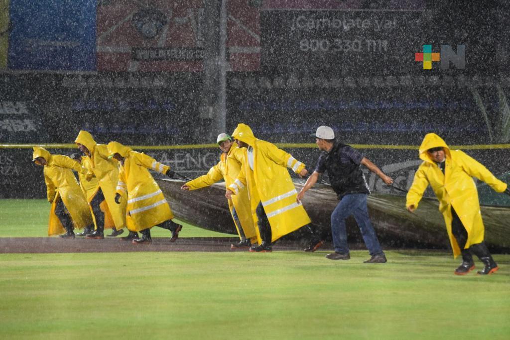 Lluvia impide el inicio de la serie en Puebla, entre El Águila y los Pericos